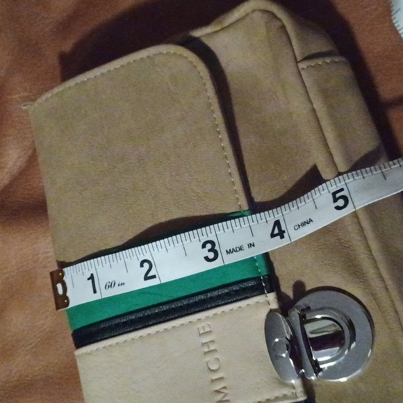 💙🏍Miche Tan and Green  Bag With Shoder Strap - Picture 8 of 10